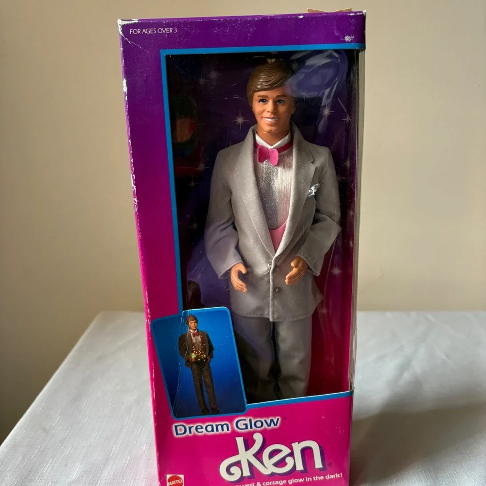 Vintage 1985 Mattel Dream Glow Ken Doll 2250 NIB Glow in the Dark Vest Corsage